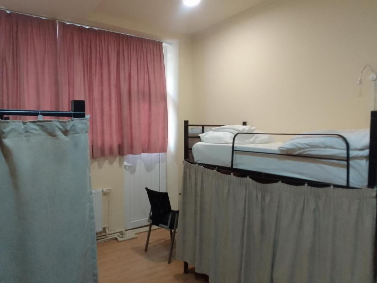 Wine Hostel Тбілісі Екстер'єр фото