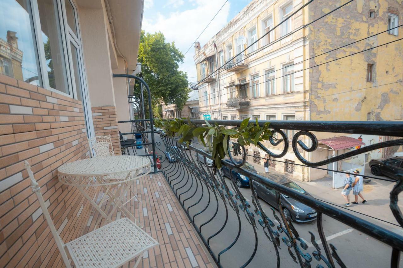Wine Hostel Тбілісі Екстер'єр фото