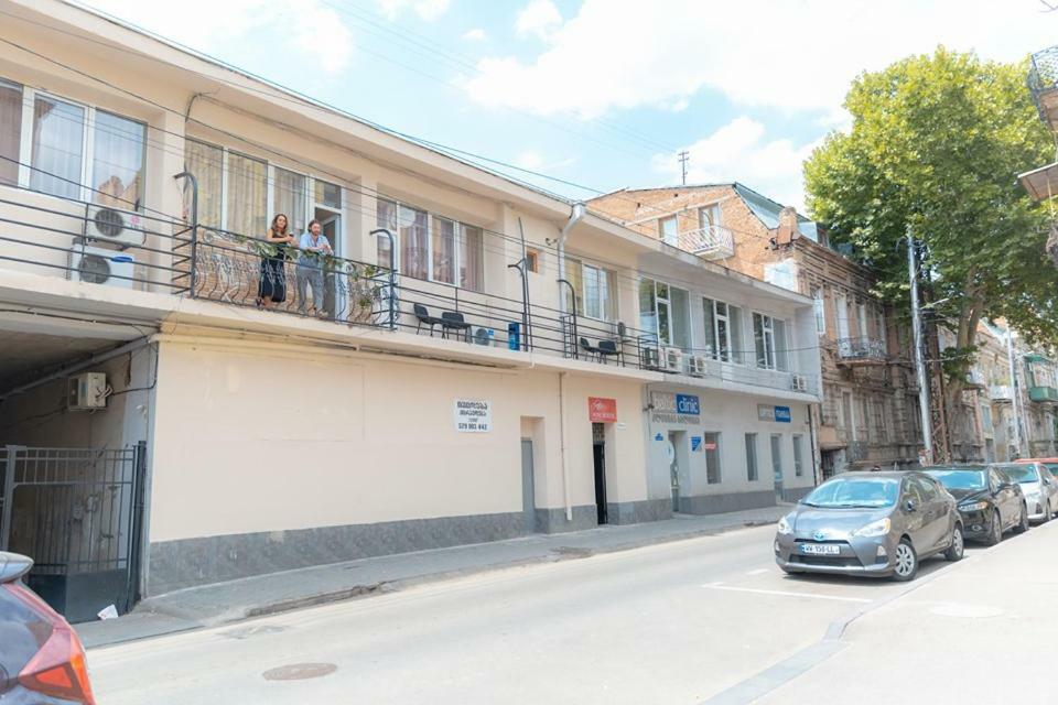 Wine Hostel Тбілісі Екстер'єр фото